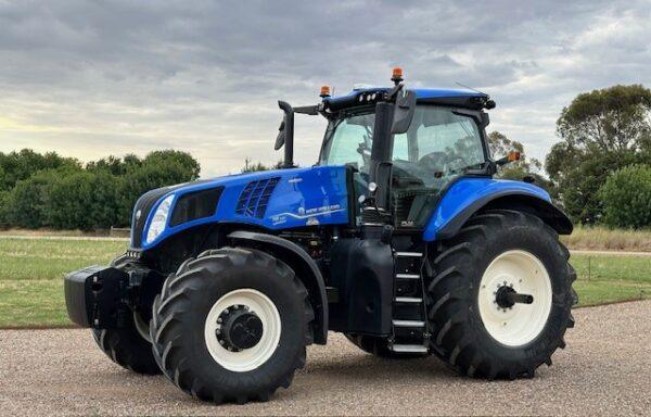 T8.380 New Holland