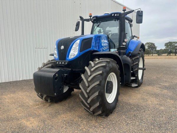 T8.320 New Holland